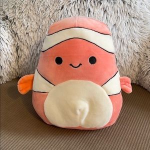 Clown fish squishmallow